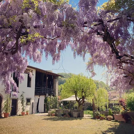 Corte Seguini Bed & Breakfast *