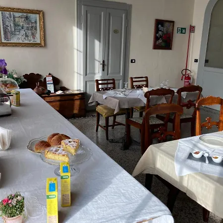 Corte Seguini Bed & Breakfast *