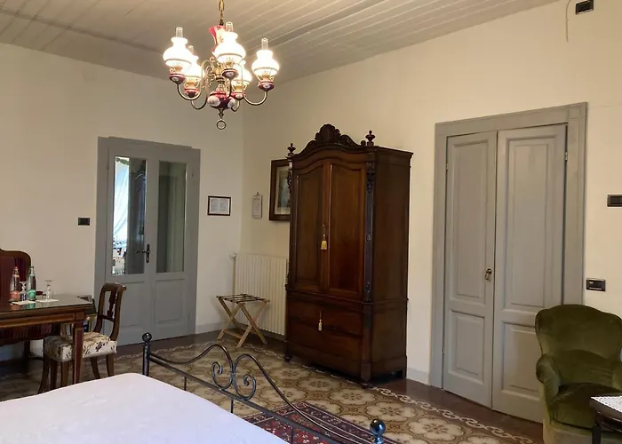 فندق مبيت وإفطار Corte Seguini 4*